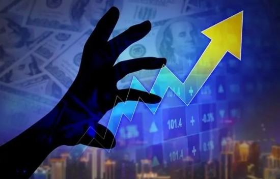 比特币价格突破7万美元再创历史新高