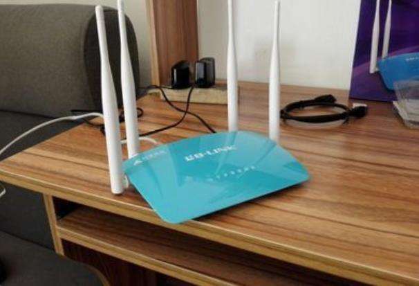 腾达路由器设置上网步骤教程